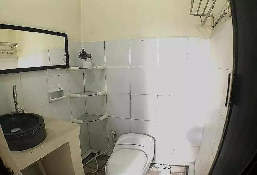 ペンション Puri Canggu Rooms Ll