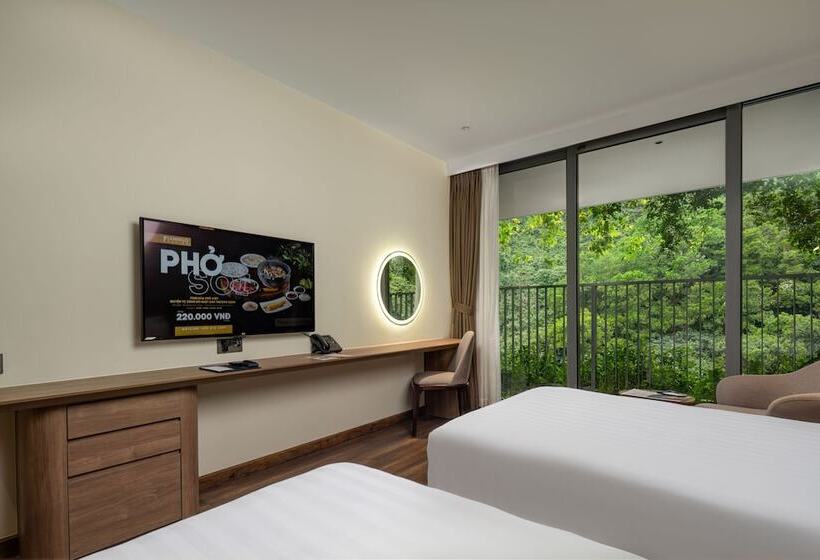 Flamingo Resort Cat Ba