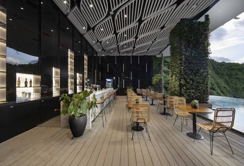 Flamingo Resort Cat Ba