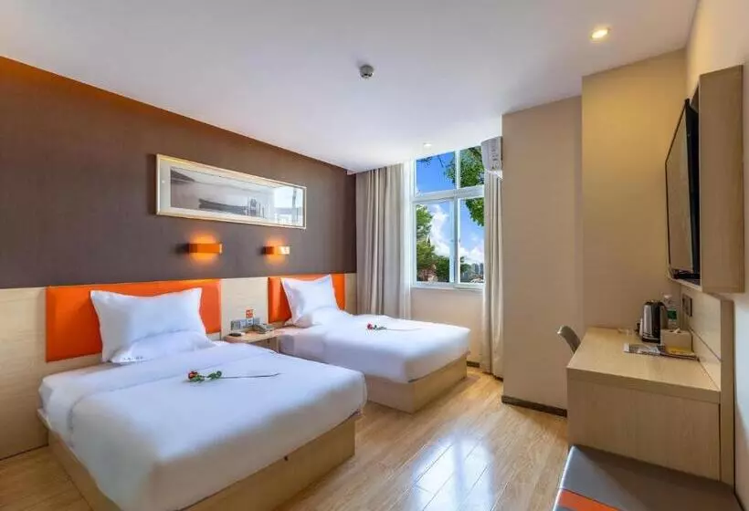 Hotelli 7days Premium Xichang Torch Plaza Qionghai Wetland Park Branch