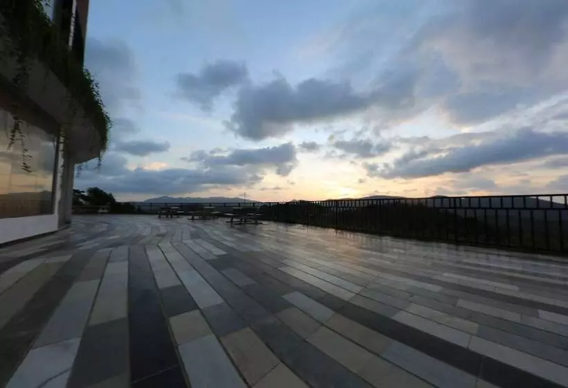 Hotelli Arangala Forest Lodge