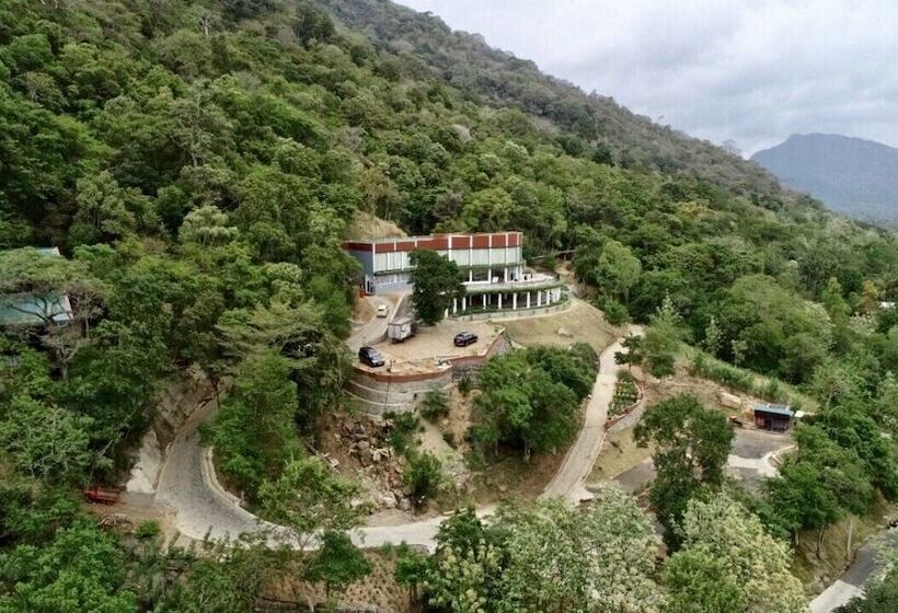 בית מלון כפרי Arangala Forest Lodge