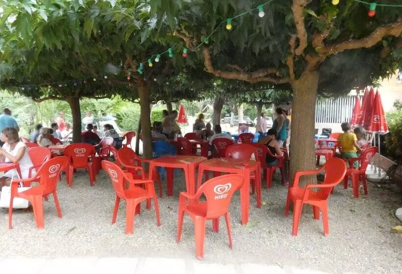 ホテル Camping Le Plan D Eau Saint Charles