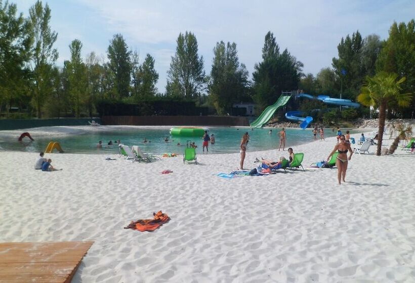 호텔 Camping Le Plan D Eau Saint Charles