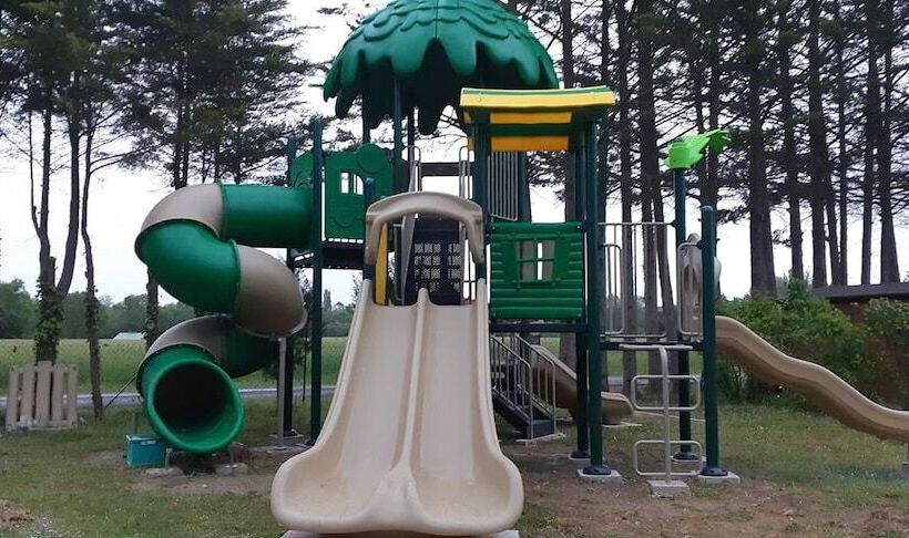 호텔 Camping Le Plan D Eau Saint Charles