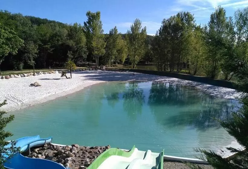 ホテル Camping Le Plan D Eau Saint Charles