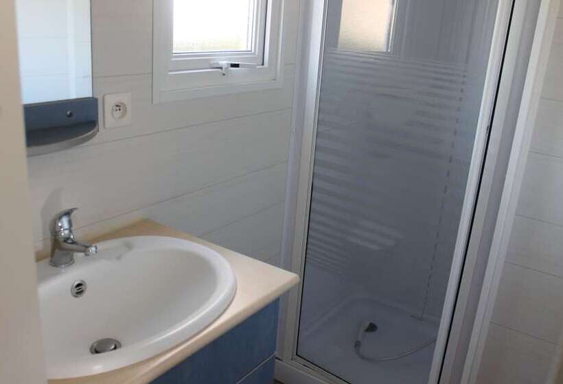 호텔 Camping Le Plan D Eau Saint Charles