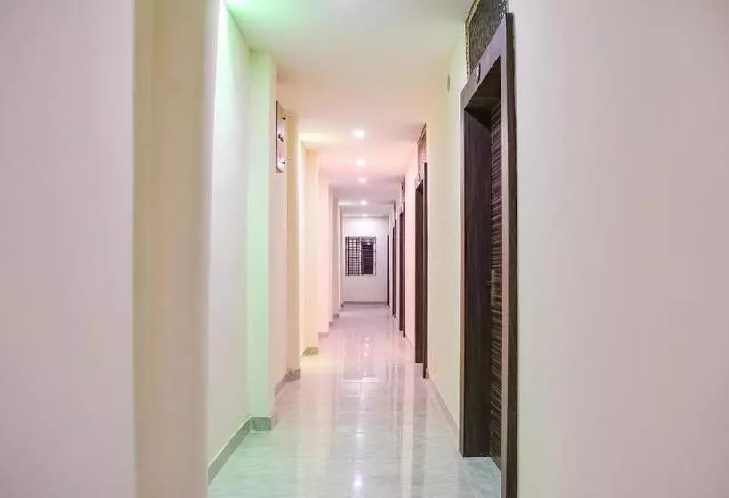 ホテル O S&h Residency