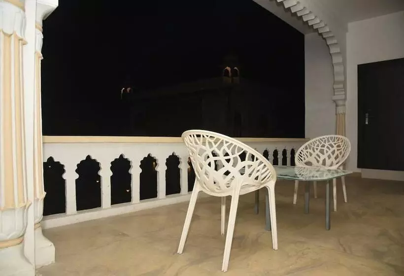 Man Singh Hotel And Resorts