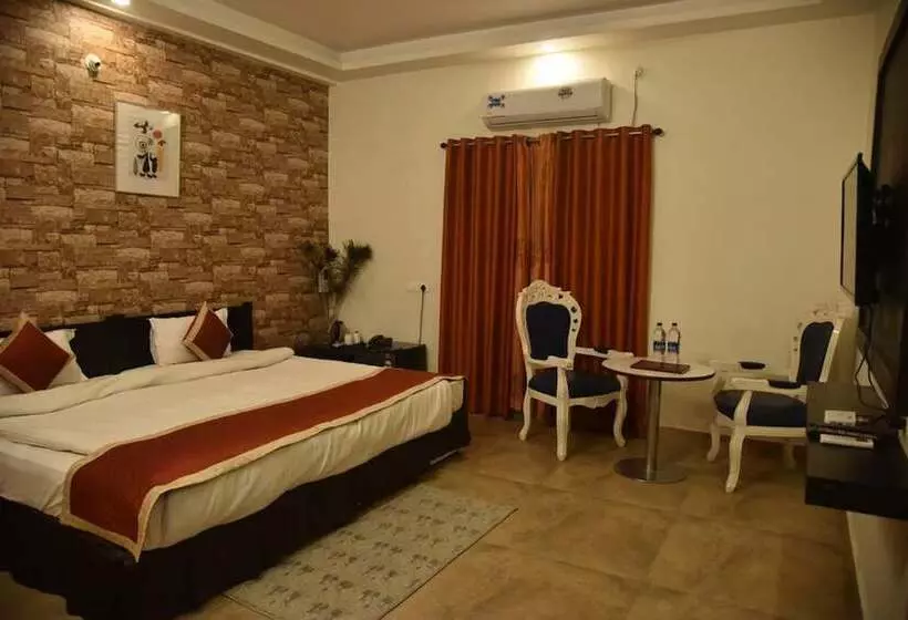 Man Singh Hotel And Resorts
