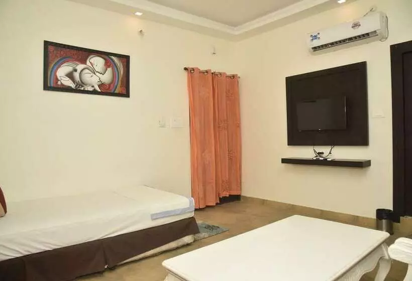 Man Singh Hotel And Resorts