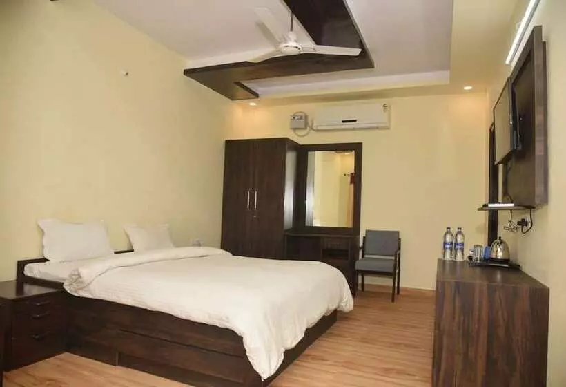 Man Singh Hotel And Resorts