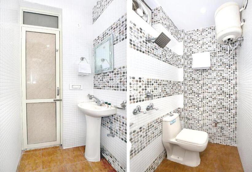 هتل Oyo 9674  Obr