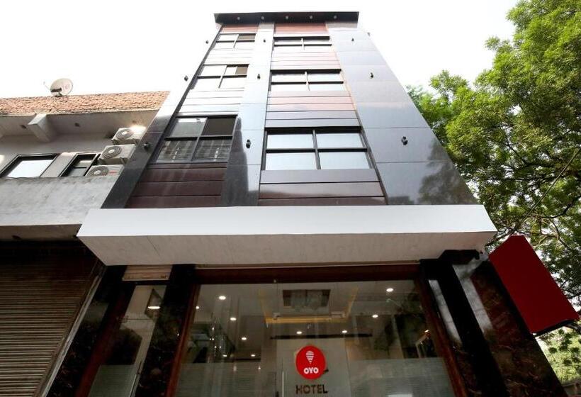 هتل Oyo 9674  Obr