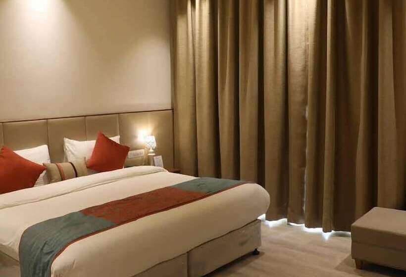 בית מלון כפרי Ritz Resort