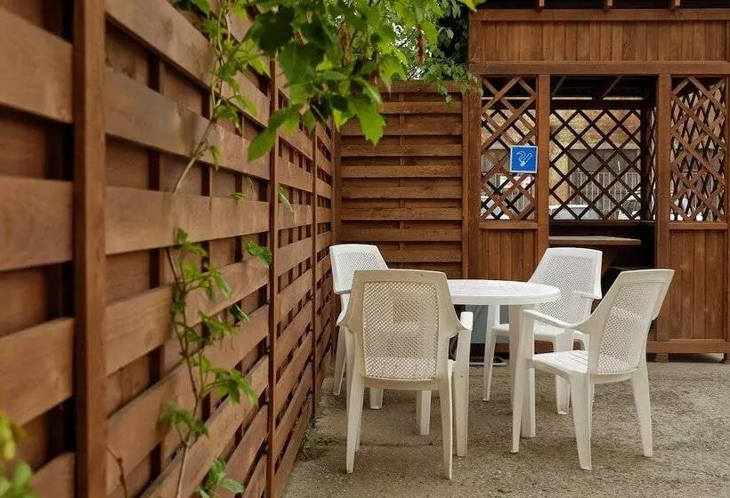 ホテル Slavyanochka