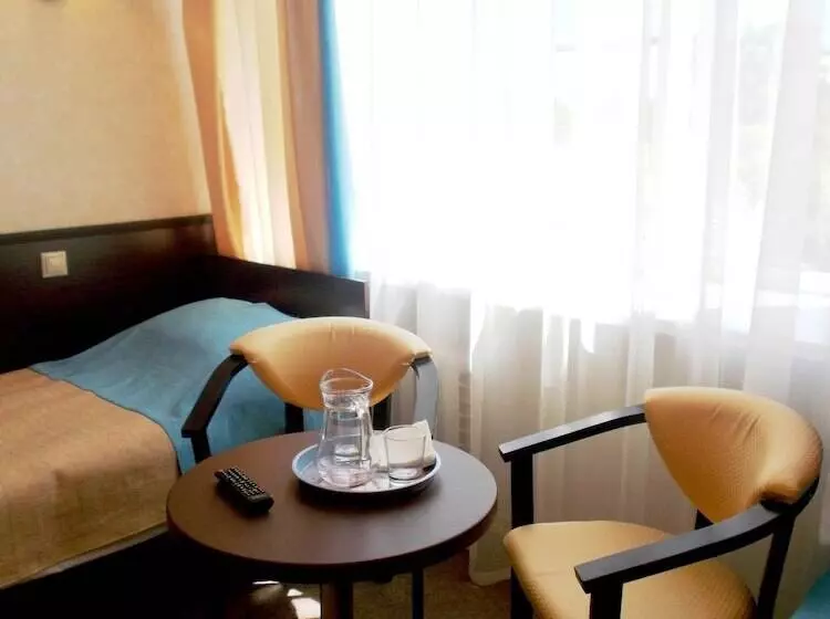 ホテル Slavyanochka