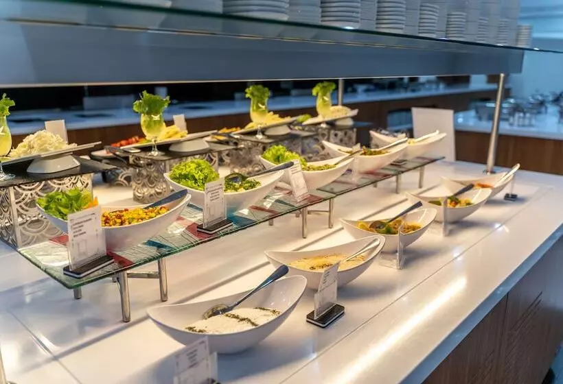 هتل Grand Bellagio Batumi Convention & Casino