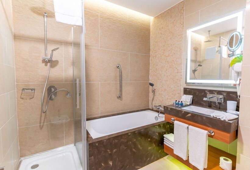 هتل Grand Bellagio Batumi Convention & Casino