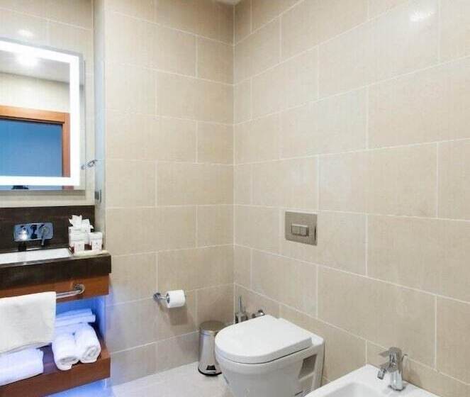 هتل Grand Bellagio Batumi Convention & Casino