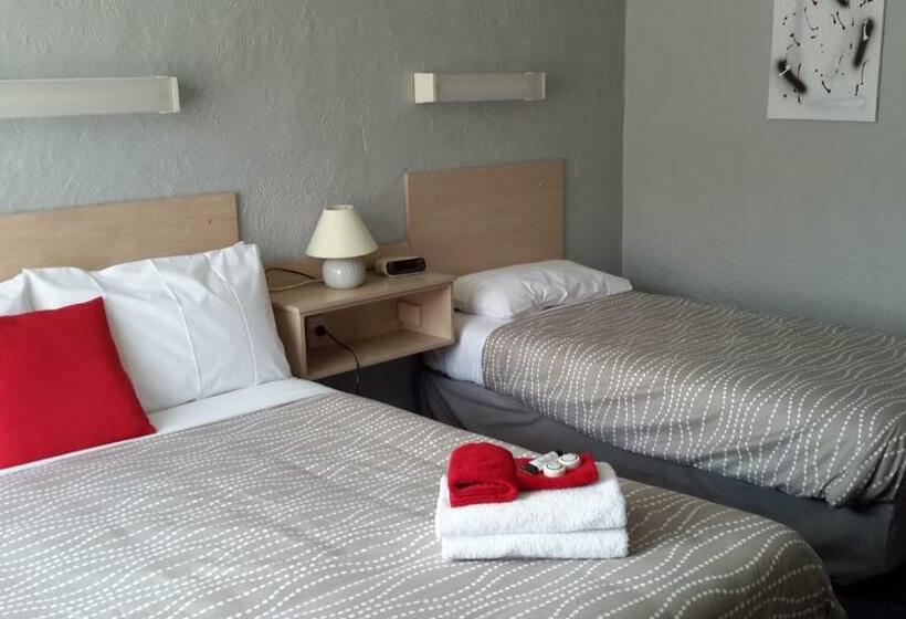 모텔 Belmore Motor Inn