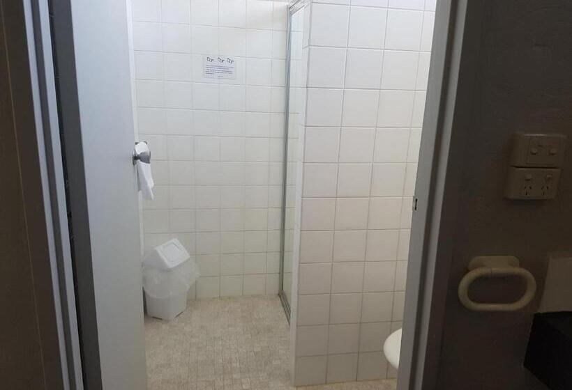 모텔 Belmore Motor Inn