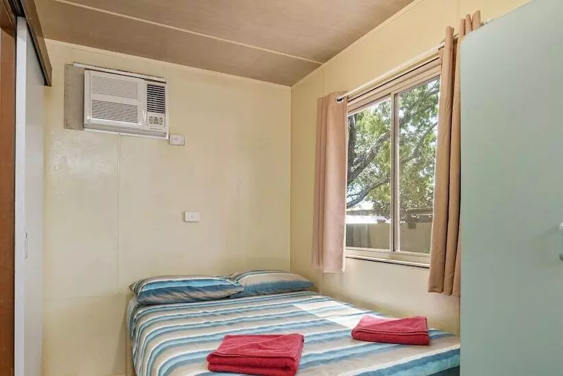 モーテル Riverview Tourist Village