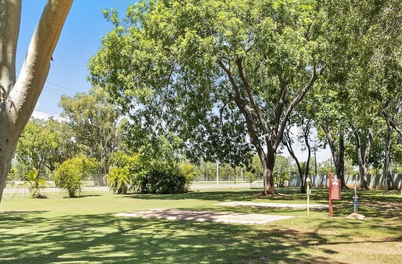 فندق على الطريق Riverview Tourist Village