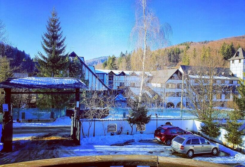 پانسیون Casa Octavian