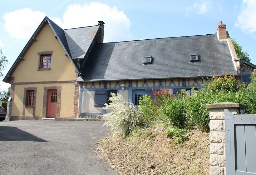 بنسيون Le Haut Mesnil 3