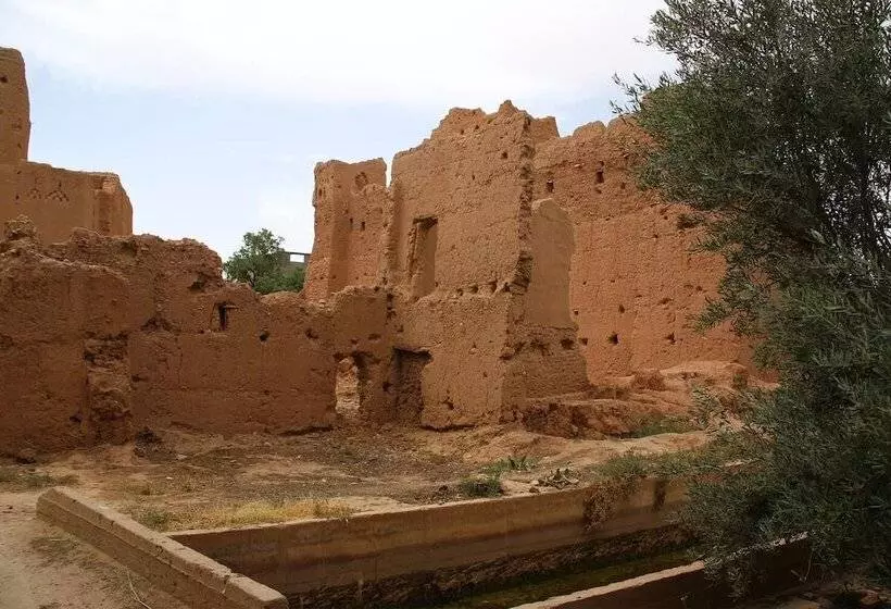 ペンション Maison D'hôte Tizwiyate Dades
