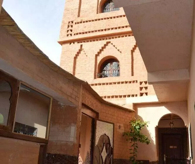 ペンション Maison D'hôte Tizwiyate Dades