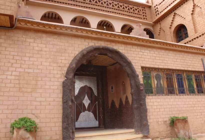 بنسيون Maison D'hôte Tizwiyate Dades