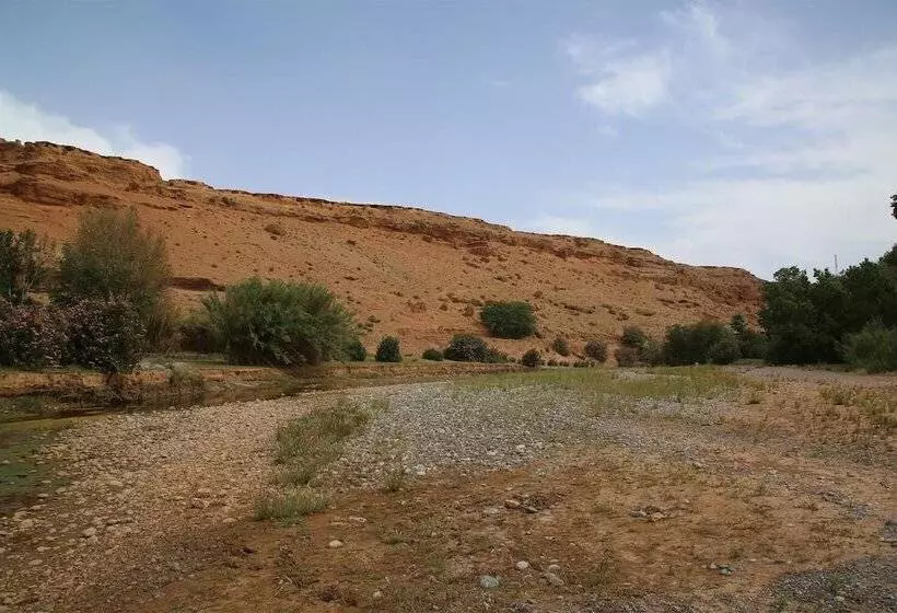 ペンション Maison D'hôte Tizwiyate Dades
