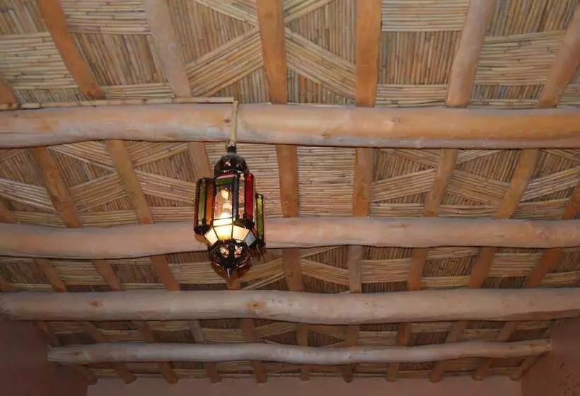 ペンション Maison D'hôte Tizwiyate Dades