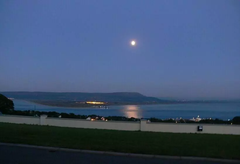 Majatalo Templeview Lodge