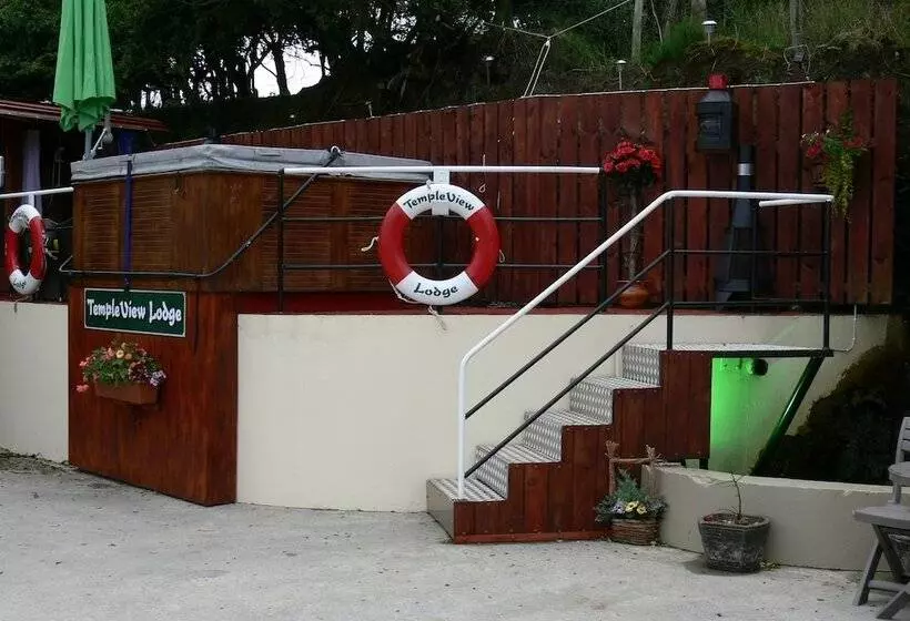 Majatalo Templeview Lodge