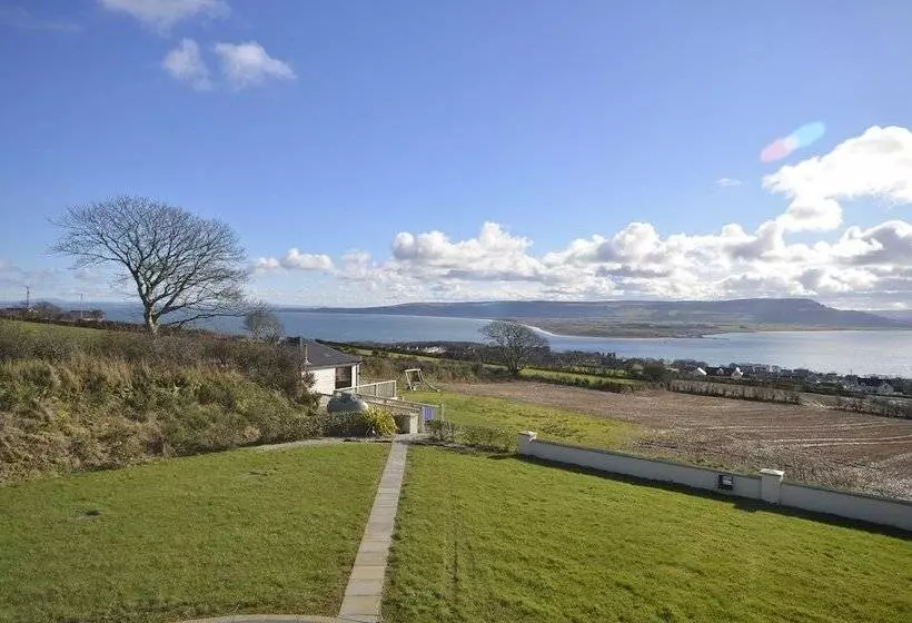 Majatalo Templeview Lodge