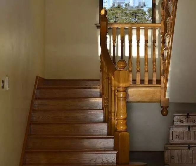 Majatalo Templeview Lodge