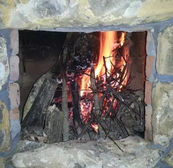 Uysallar Koy Evi
