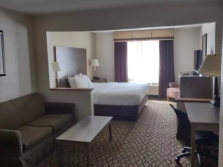 ホテル Baymont By Wyndham Auburn