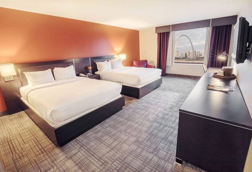 בית מלון כפרי Casino Queen