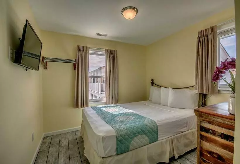 هتل Daytona Inn And Suites