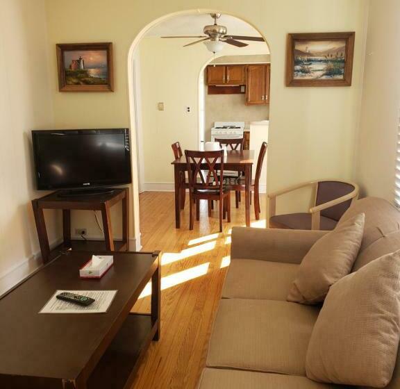 فندق Daytona Inn And Suites