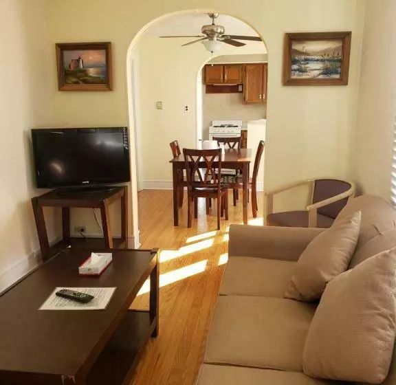 هتل Daytona Inn And Suites