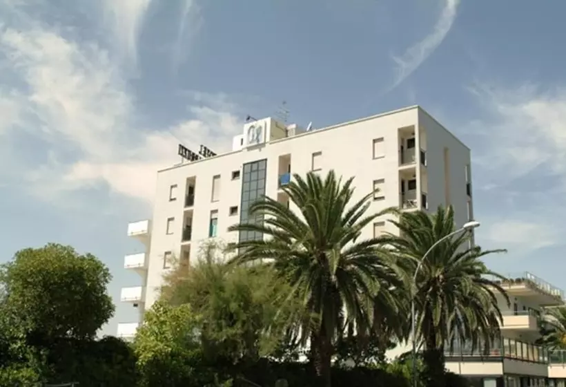 酒店 Duca Degli Abruzzi