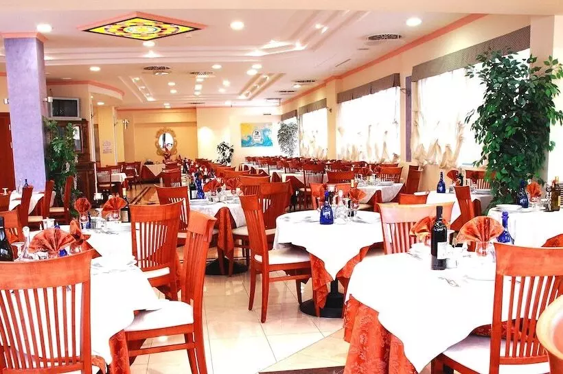 酒店 Duca Degli Abruzzi