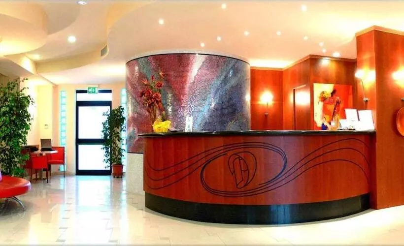 酒店 Duca Degli Abruzzi