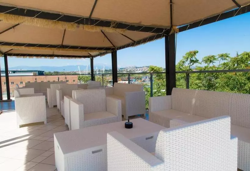 酒店 Duca Degli Abruzzi