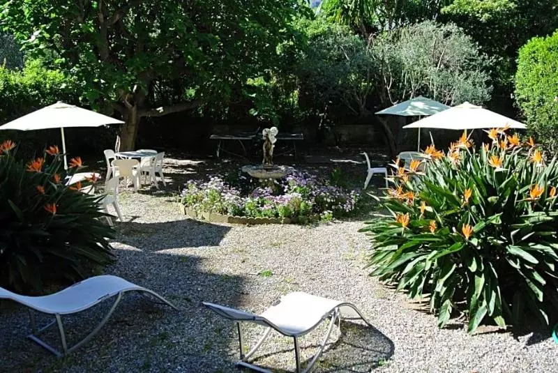 Hotelli Hôtel Castel Mistral